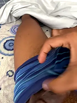 tristenmiles online show from December 20, 4:30 am