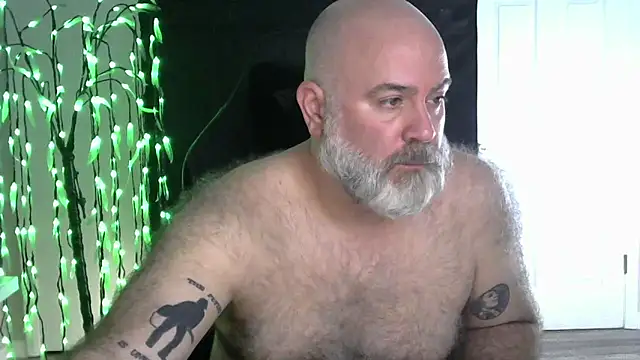 XJJ77x online show from April 3, 1:57 am