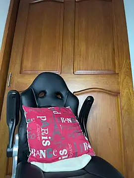 ArthurDavies  online show from March 21, 9:25 am