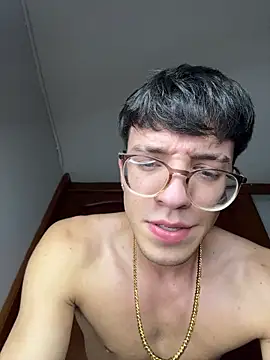 ArthurDavies  online show from March 4, 9:16 am