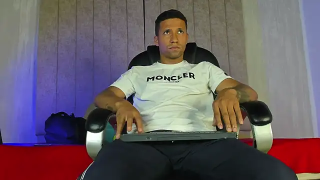 Liam Mush online show from March 10, 9:10 pm