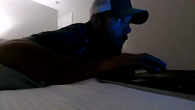 nuttincowboy online show from May 19, 1:56 am