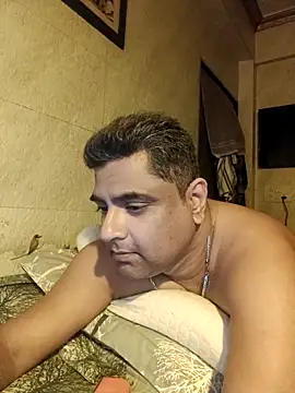 hardnhornybull online show from February 2, 7:44 pm