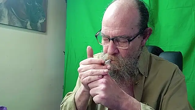 Uncle Hottie online show from March 24, 6:02 pm