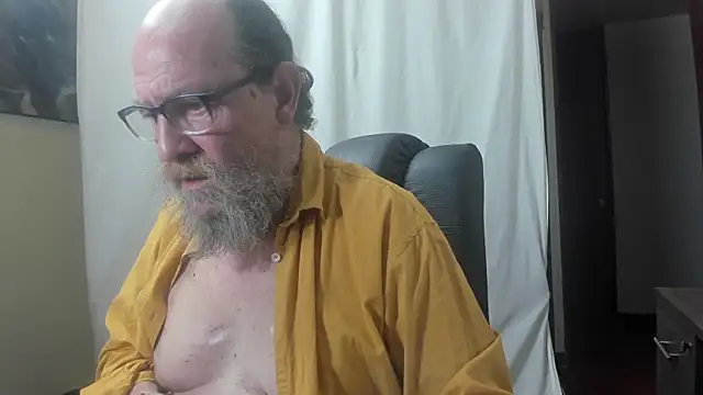 Uncle Hottie online show from January 7, 11:43 pm