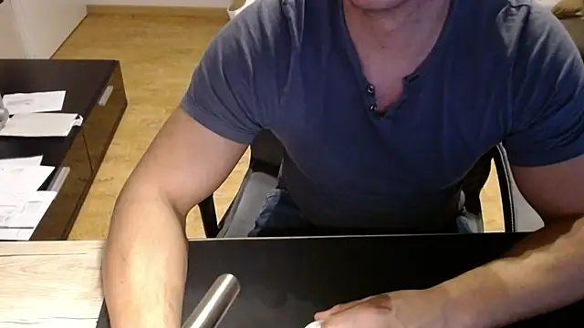 sensualman90 online show from March 5, 9:44 pm