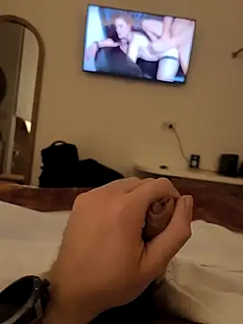 Aslaan34 online show from April 3, 6:21 am