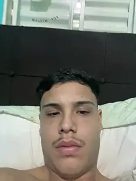 Wellington00  online show from March 13, 2:19 am