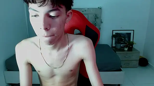 Nico  fox123 online show from January 8, 6:35 pm