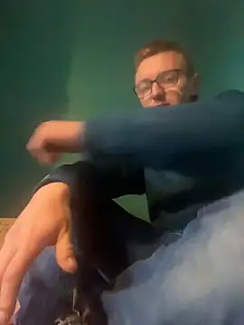 mateuszuuu online show from April 6, 4:31 am