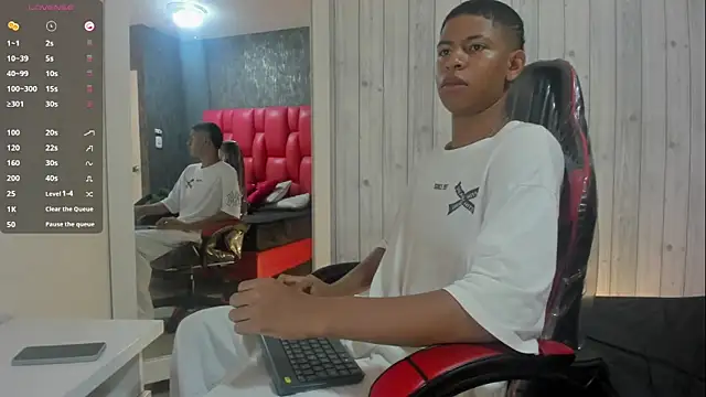  erick j online show from April 5, 8:38 pm