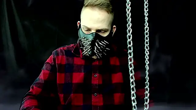 NoirWarden online show from February 3, 1:16 pm