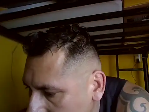 Treymar1587 online show from January 10, 2:43 pm