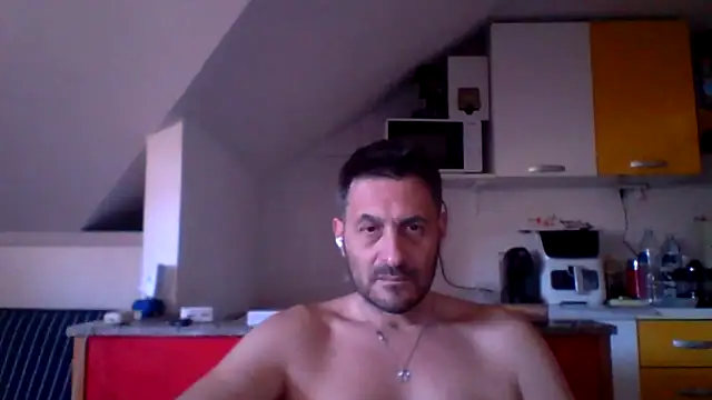 colosone online show from April 7, 9:09 am