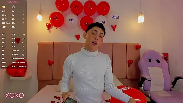 Iamcami  online show from February 14, 8:48 pm