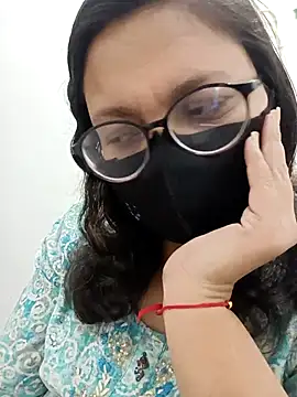 piryasharma005 online show from January 16, 4:54 pm