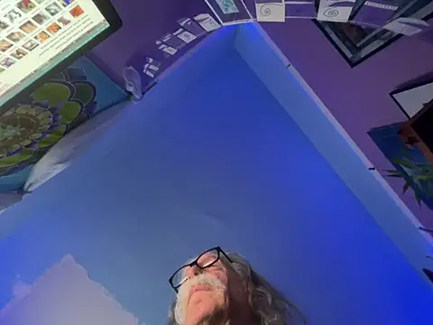 LickYourYoni online show from February 14, 4:02 pm