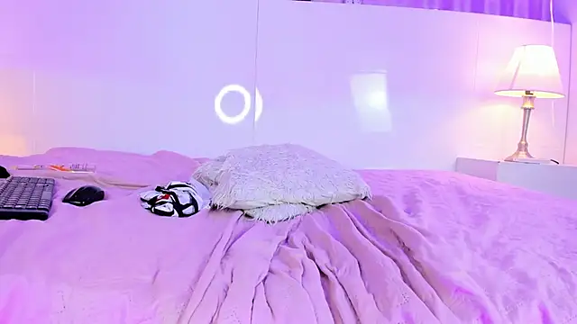 Fran Smiths online show from February 13, 11:10 pm