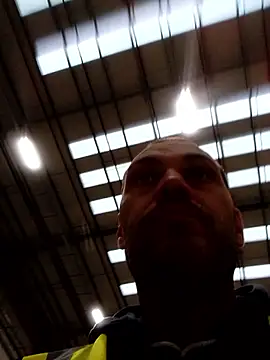 pacakiraly21 online show from April 17, 6:05 am