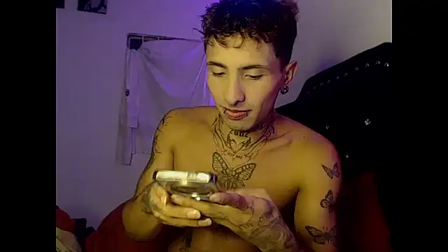 pol lu online show from January 10, 10:47 pm