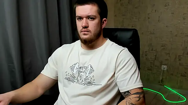 Well boy online show from February 5, 8:32 am