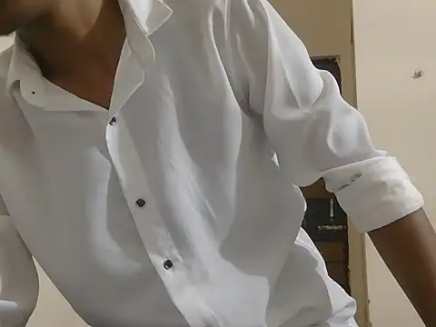 Sonu332002 online show from April 13, 8:15 am