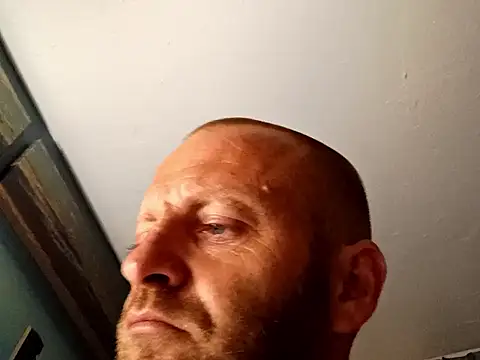 sterng6969 online show from March 12, 2:52 am