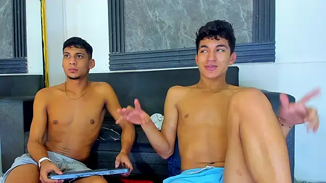 ALEX KEITH26 online show from February 12, 6:03 pm