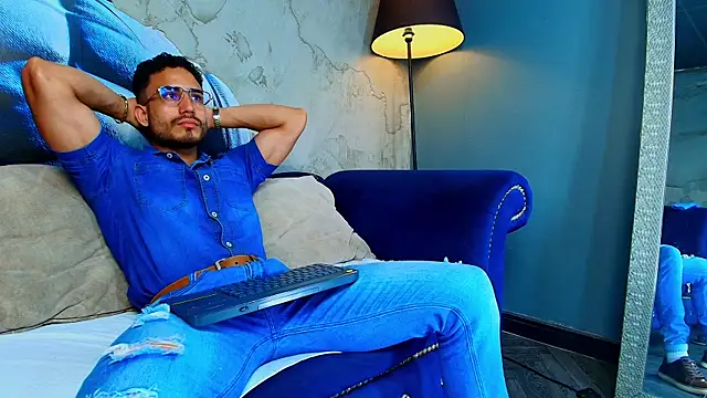 Vans Ross online show from February 19, 7:43 pm