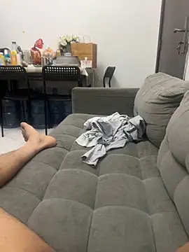 luvis69couple online show from May 4, 4:25 am