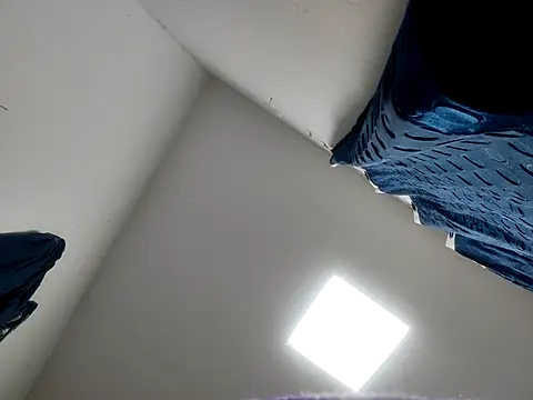 Aafreen999 online show from February 2, 6:49 pm