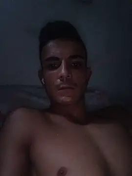 Lcmendes27 online show from May 16, 8:18 pm