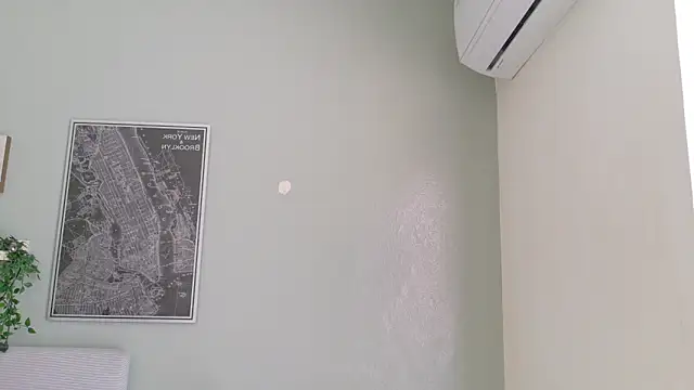 AndrewKenoxx  online show from April 11, 7:28 pm