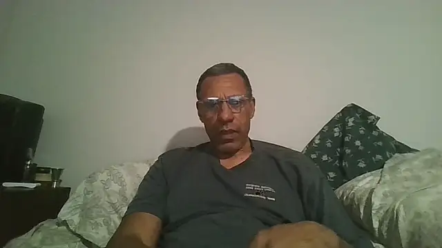 swimmer2496 online show from February 15, 3:57 am