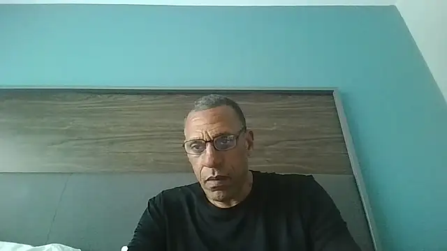 swimmer2496 online show from May 16, 5:55 pm