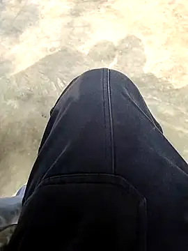 xx couple online show from February 1, 8:46 am