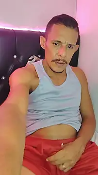 juanmaur22 online show from March 12, 9:22 pm