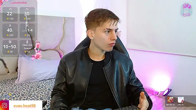 EVAN TAY online show from March 8, 3:21 am