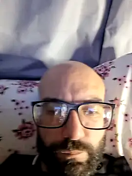 Robsonitj90 online show from May 31, 2:01 am