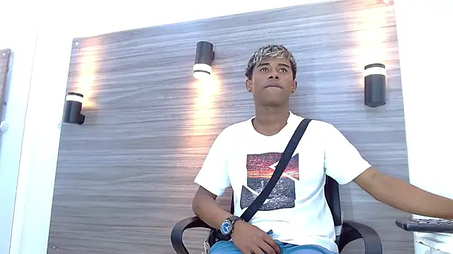 TonnyMarck online show from March 28, 10:59 am