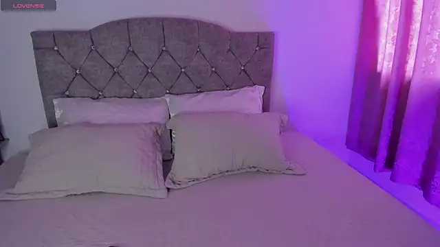 NoahVance online show from April 13, 6:08 pm