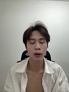 SM 004 online show from February 15, 11:18 am