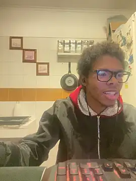 ELPikaPreta online show from February 10, 1:21 am