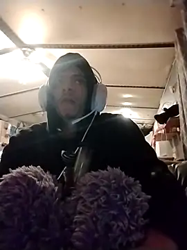 spooky425hd online show from March 18, 12:57 am