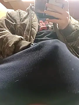 KrazyNutz420 online show from February 1, 6:45 am