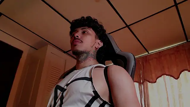 D3v1L88 online show from February 18, 4:04 pm