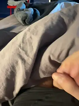 Snapshot of xxlovedick chatting on February 7, 9:49 am xxlovedick online show from February 7, 9:49 am