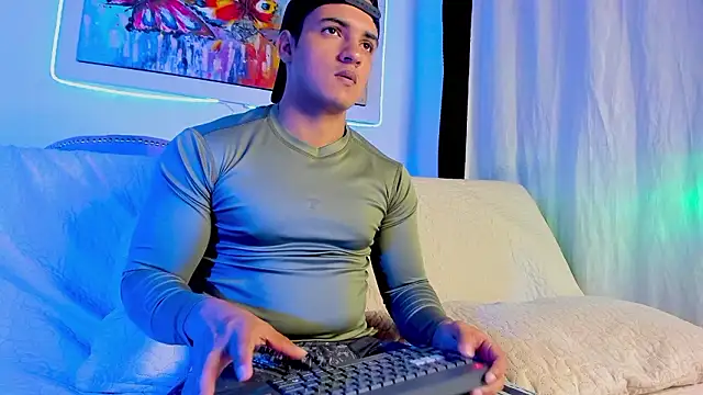 jhon nicolas online show from February 8, 11:09 pm