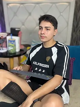 Samu Hott online show from March 3, 8:26 pm