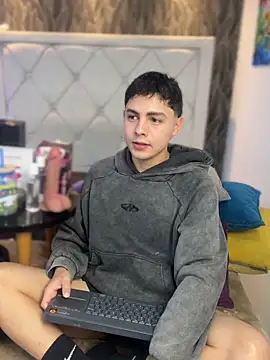 Samu Hott online show from February 20, 8:21 pm